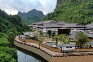 khoang-nong-quang-hanh-yoko-onsen-resort