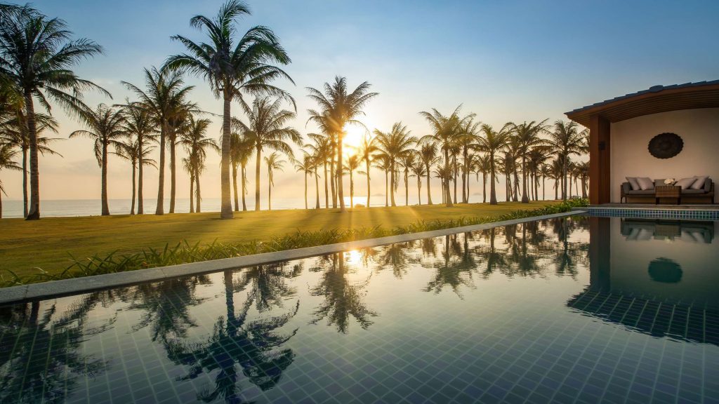 Radisson-Blu-Resort-Cam-Ranh-be-boi