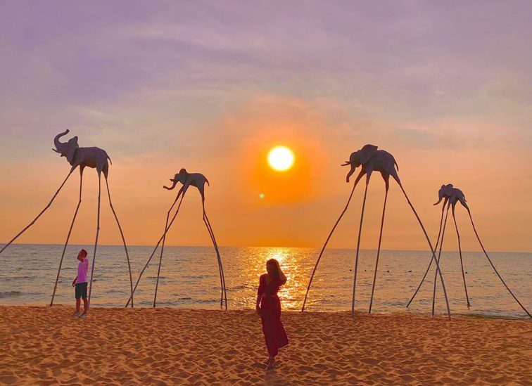 gia-dich-vu-ve-sunset-sanato-beach-phu-quoc