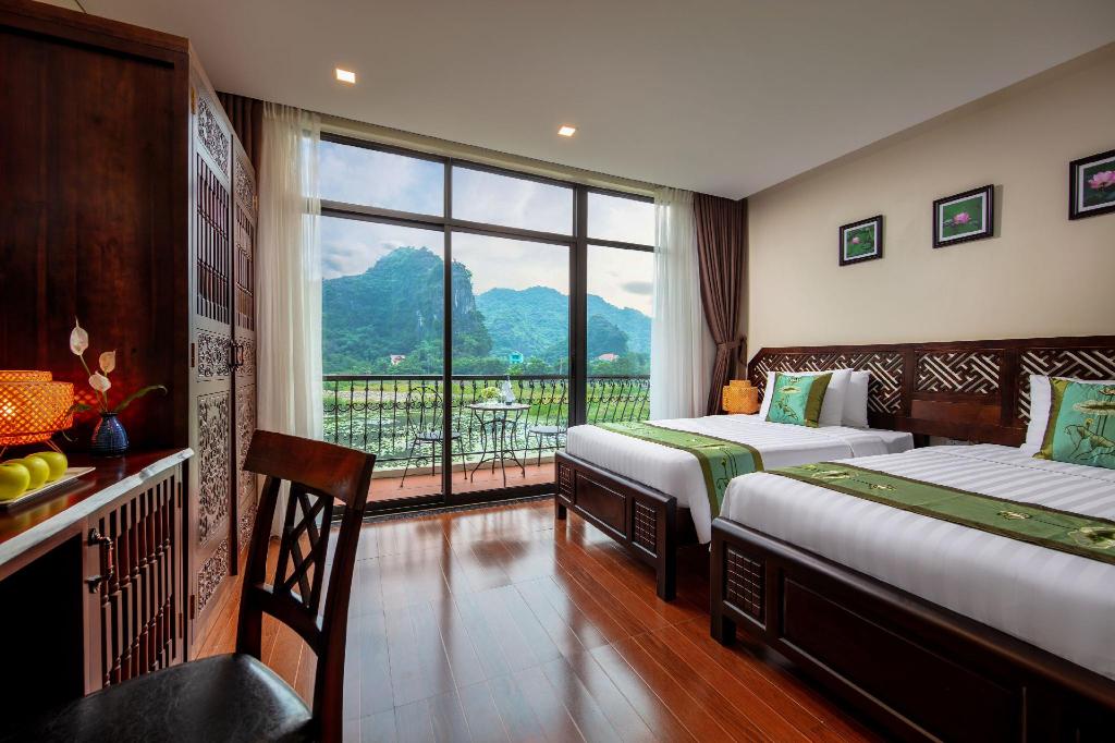 gia-phong-khach-san-resort-o-ninh-binh