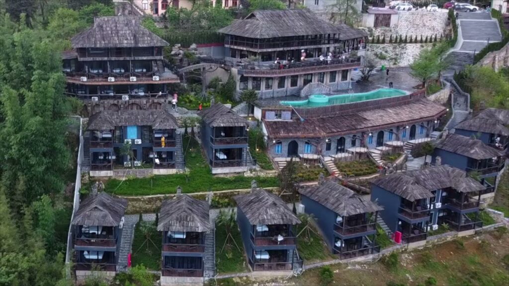 gia-phong-the-mong-village-resort-spa-sapa-1