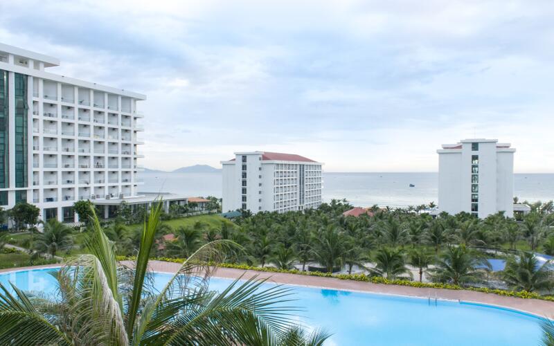 review-golden-peak-resort-spa-cam-ranh-nha-trang