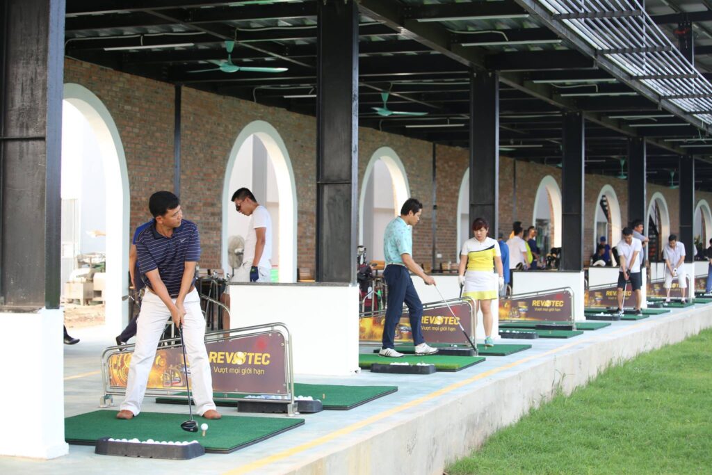 khuyen-mai-san-golf-ha-dong-3